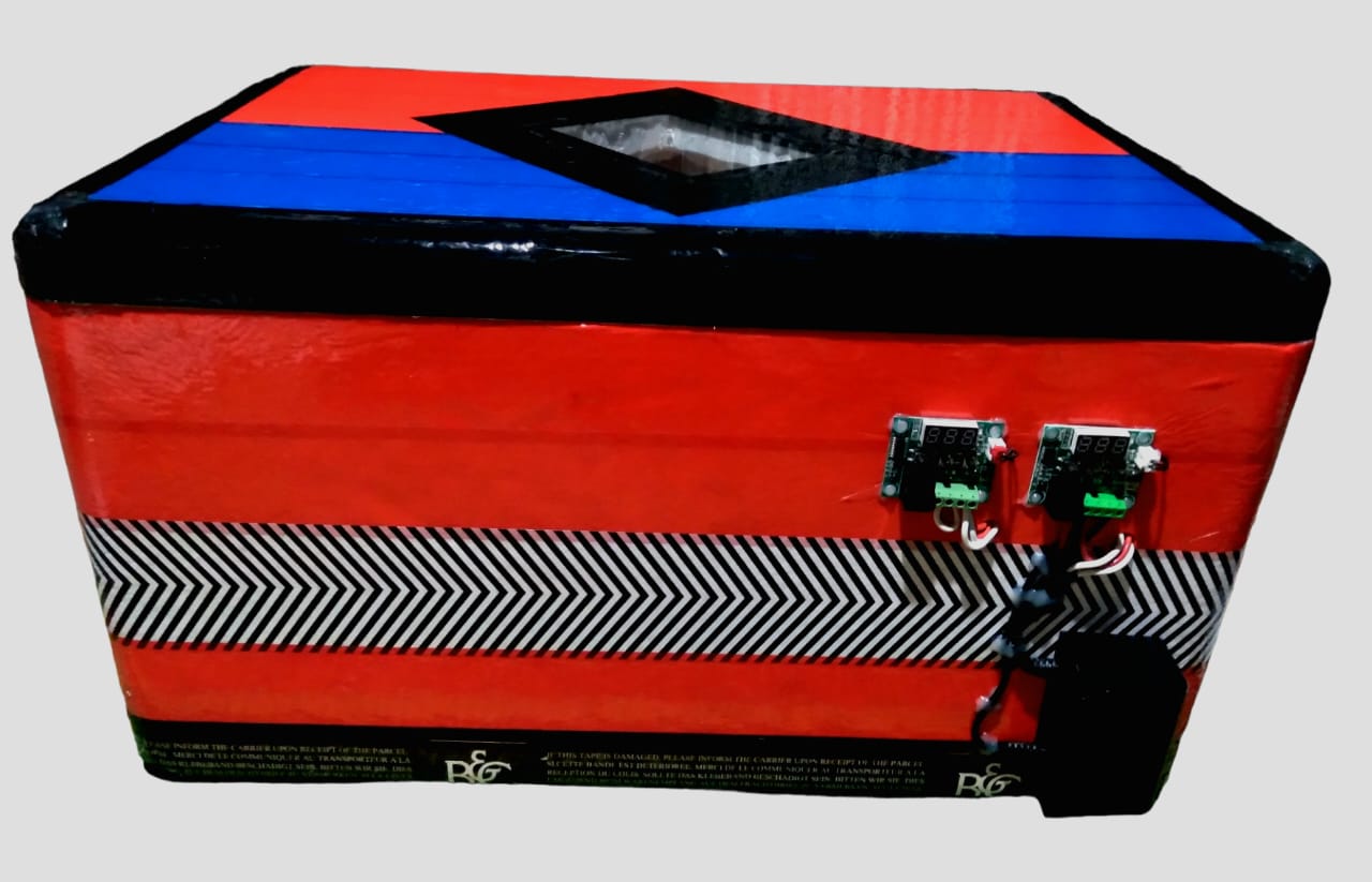 Picture of Incubator Machine(For 150 Eggs)
